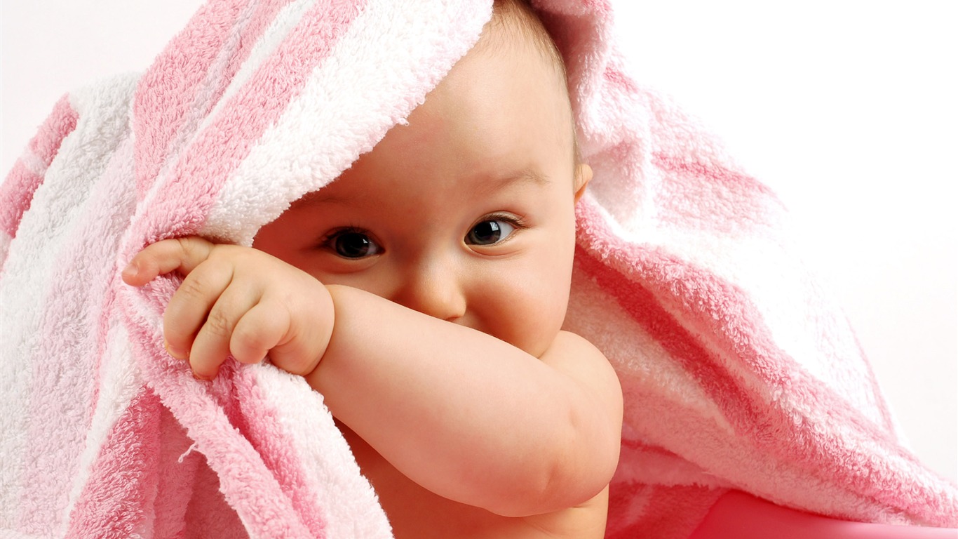 Cute Baby Wallpapers (3) #1 - 1366x768