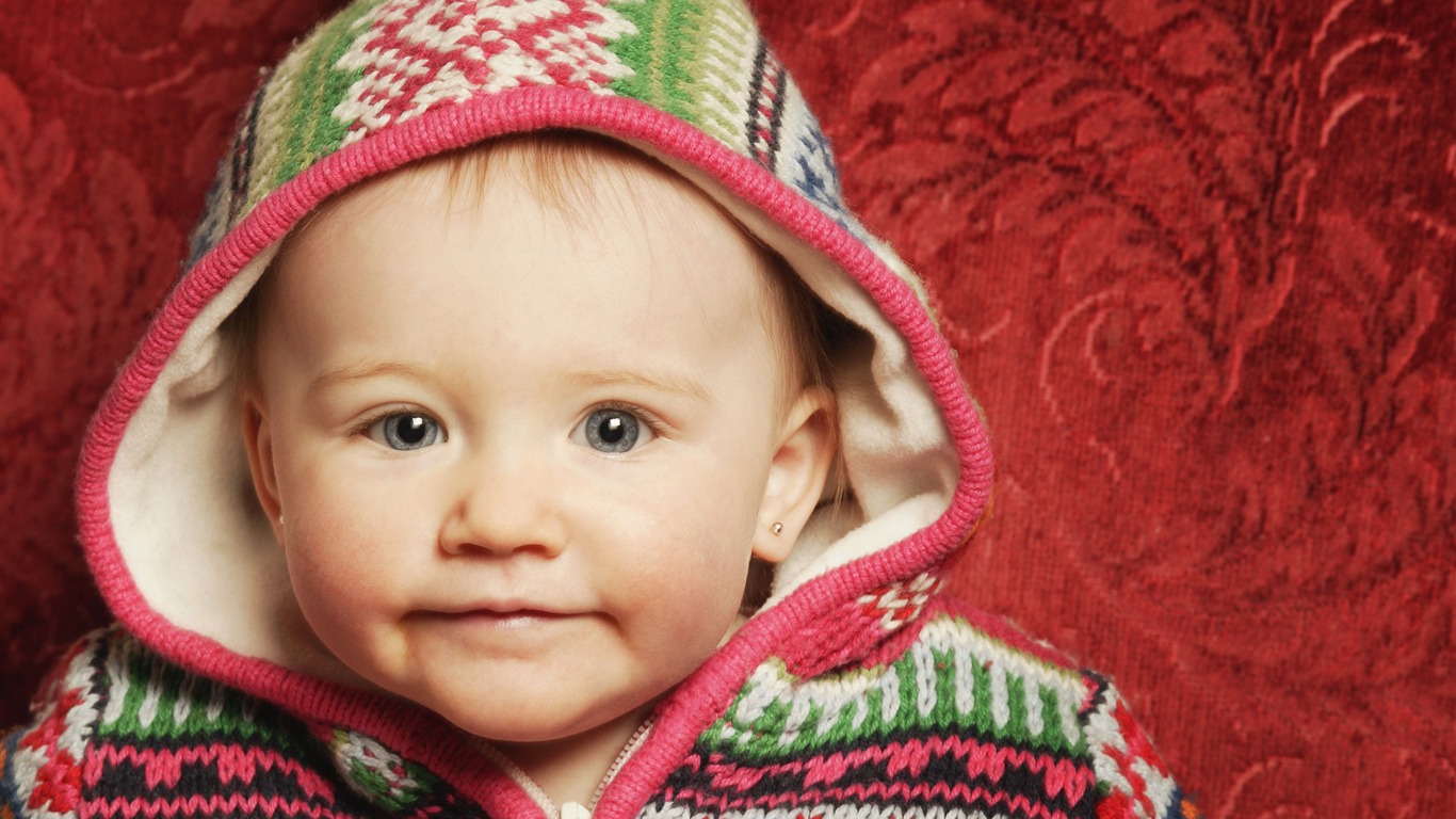 Cute Baby Wallpapers (3) #14 - 1366x768