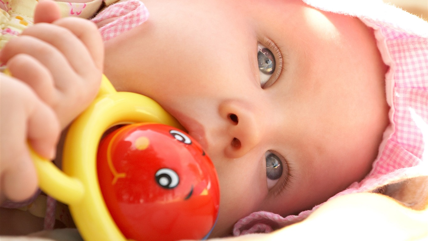Cute Baby Tapety na plochu (4) #5 - 1366x768