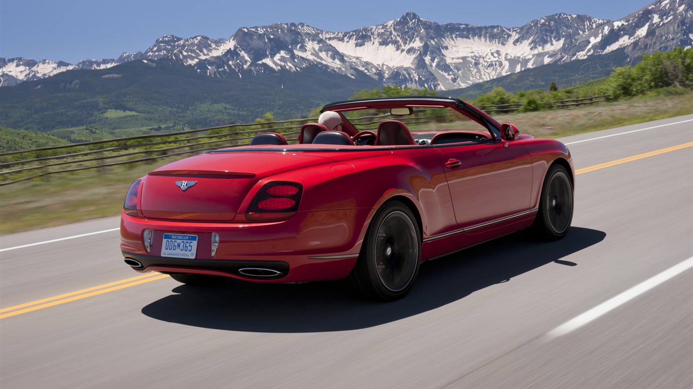 Bentley Continental Supersports Cabrio - 2010 HD tapetu #9 - 1366x768