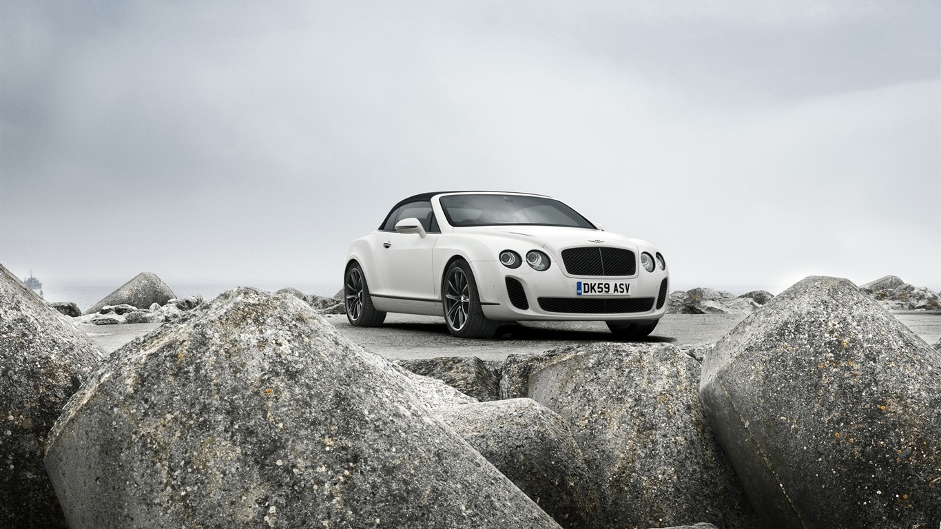 Bentley Continental Supersports Convertible - 2010 fonds d'écran HD #35 - 1366x768