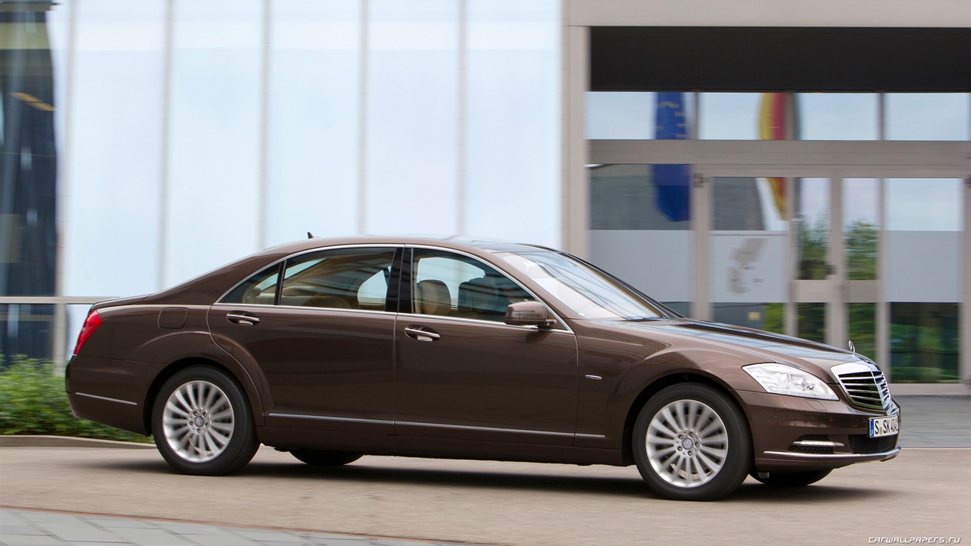 Mercedes-Benz S350 BlueEFFICIENCY BlueTEC - 2010 奔馳 #1 - 1366x768
