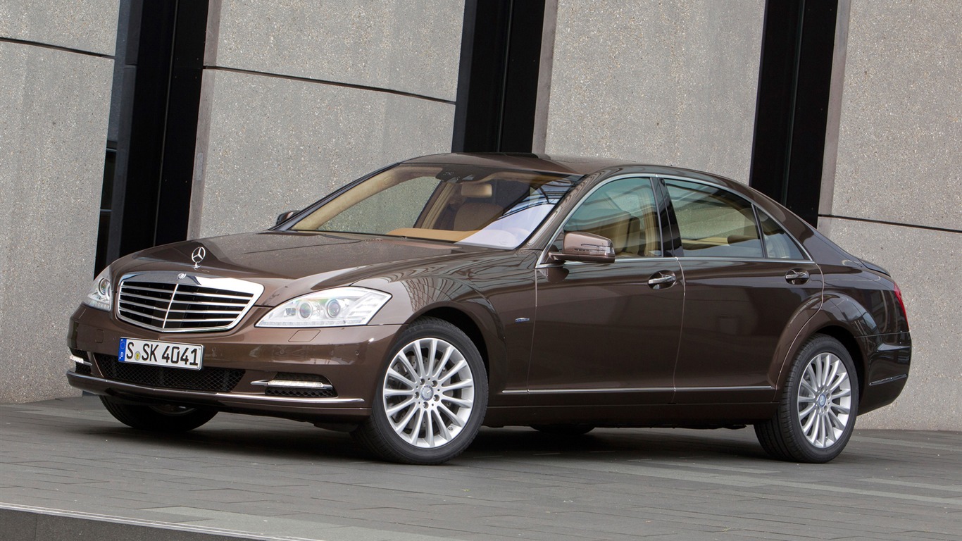 Mercedes-Benz S350 BlueEFFICIENCY BlueTEC - 2010 奔馳 #2 - 1366x768