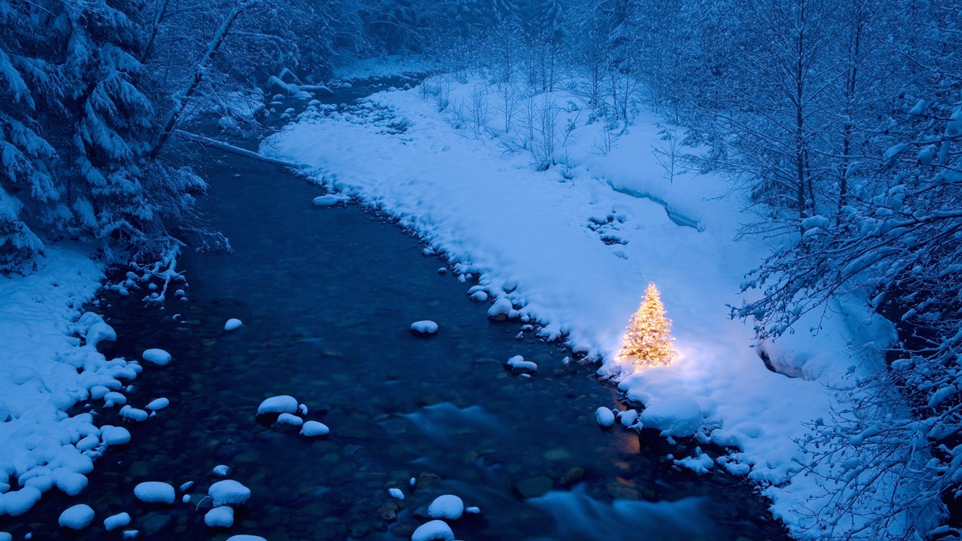 Ambilight Holiday Wallpaper #12 - 1366x768