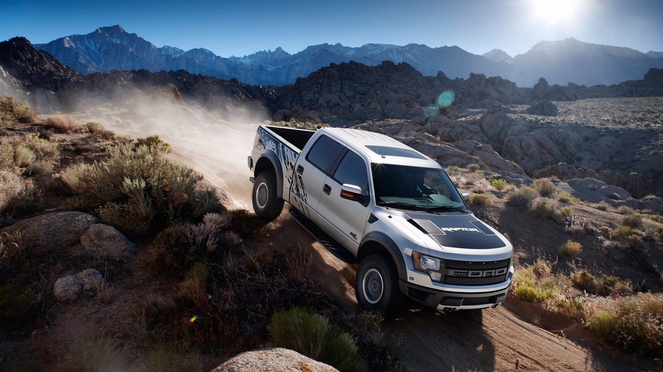 Ford F150 SVT Raptor - 2011 HD Wallpaper #4 - 1366x768