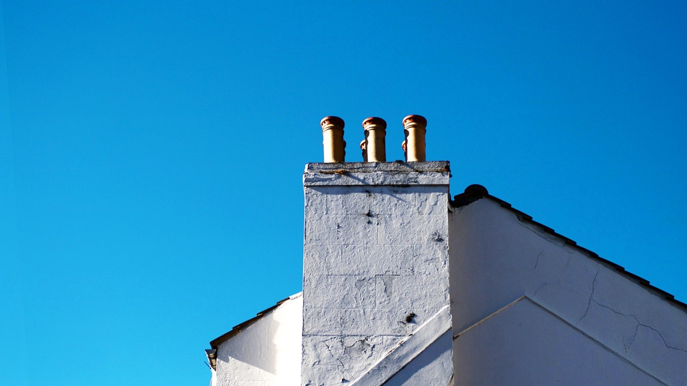 Fondos de escritorio de la Ciudad de cielo azul #16 - 1366x768