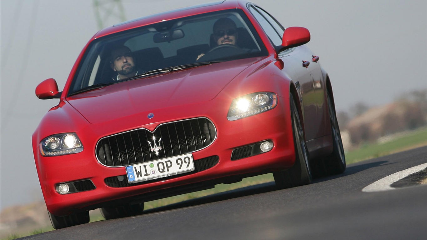 Maserati Quattroporte Sport GT S - 2008 HD Wallpaper #6 - 1366x768