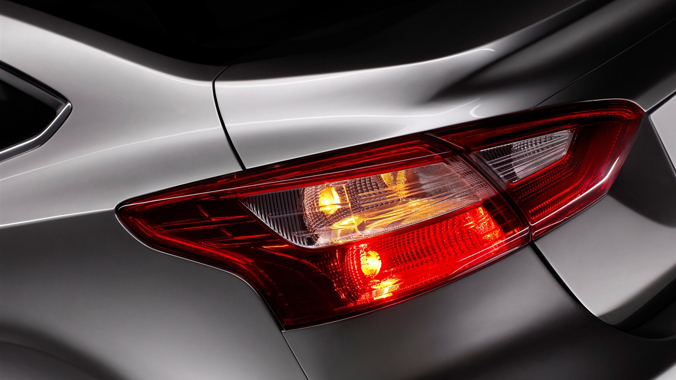 Ford Focus Sedan - 2011 HD wallpaper #18 - 1366x768