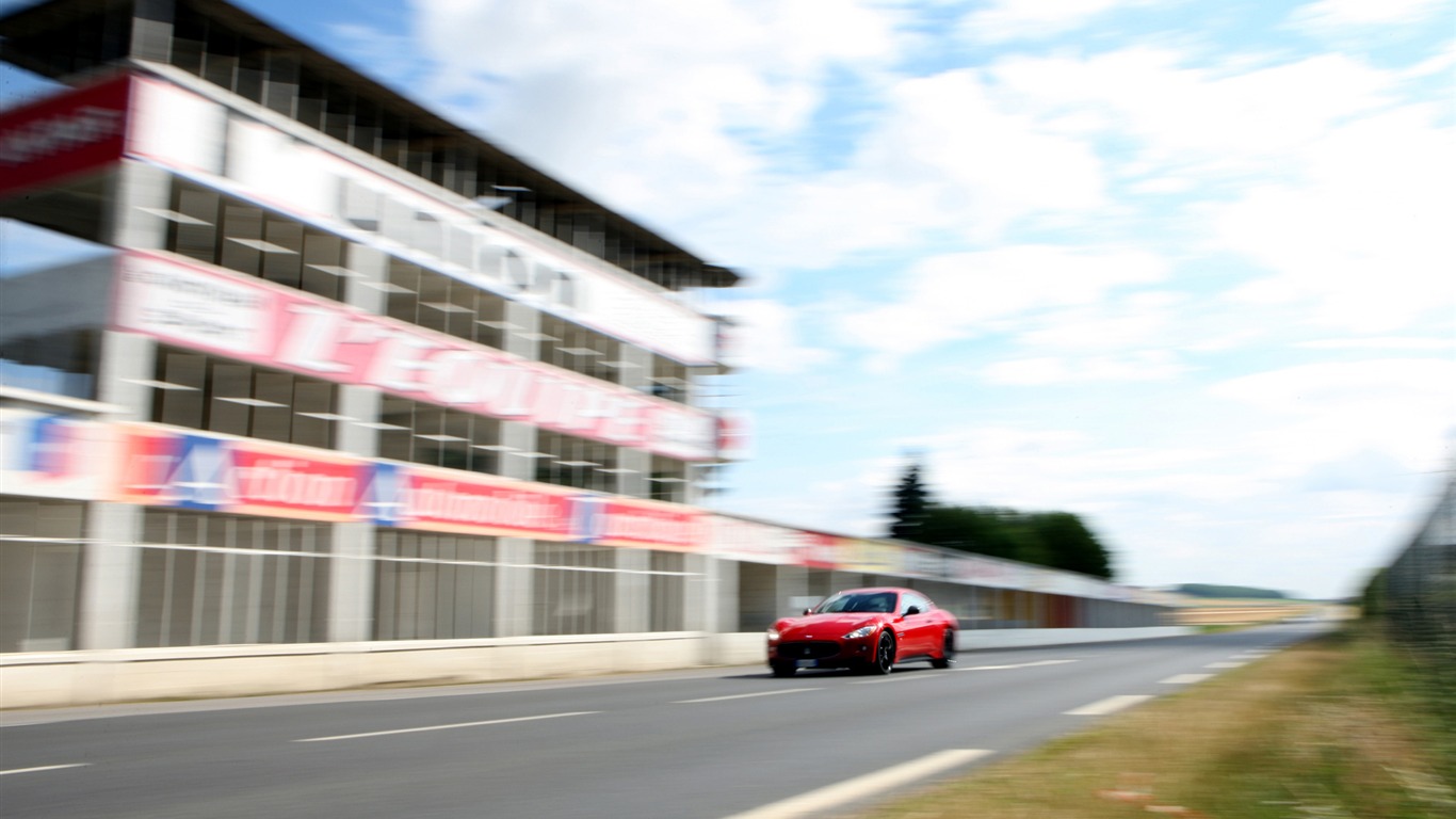 Maserati GranTurismo - 2010 玛莎拉蒂8 - 1366x768