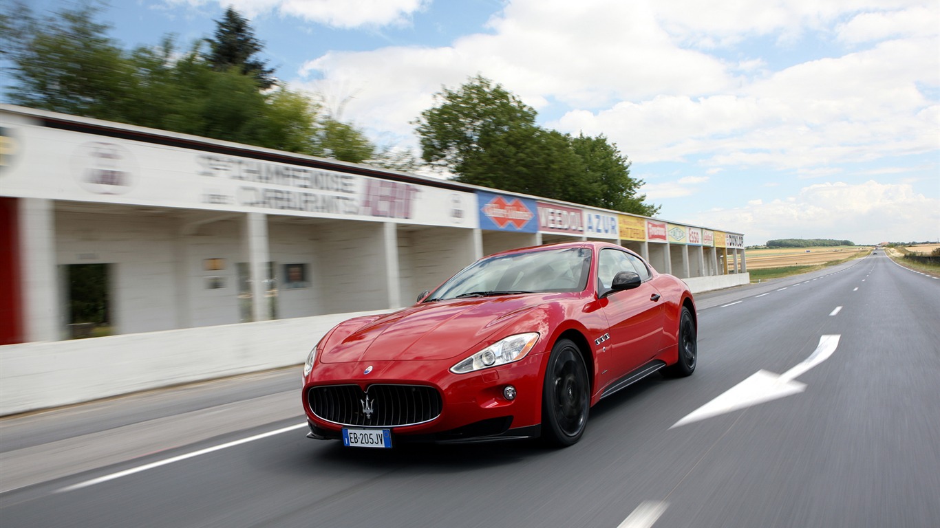 Maserati GranTurismo - 2010 玛莎拉蒂9 - 1366x768