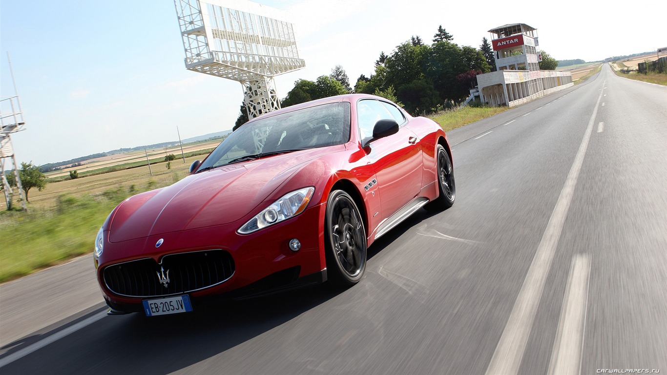 Maserati GranTurismo - 2010 玛莎拉蒂11 - 1366x768