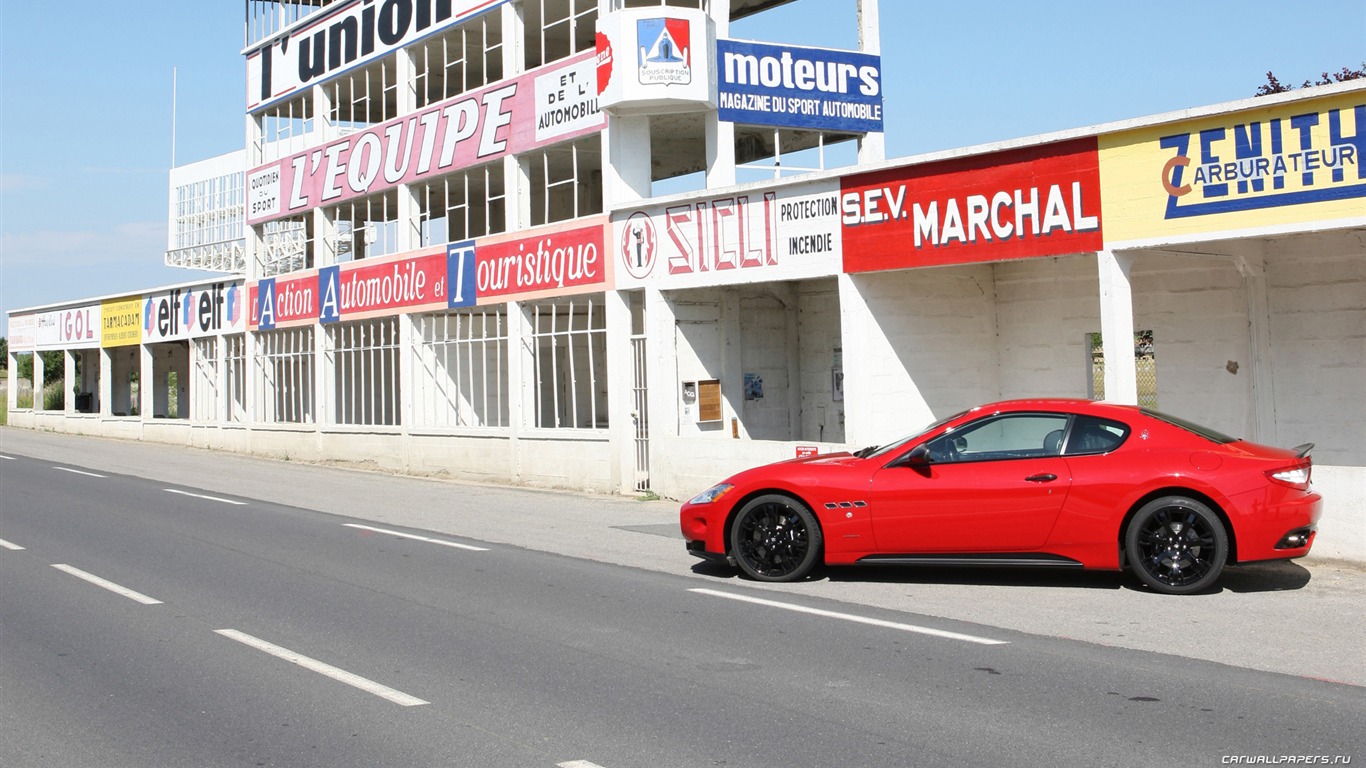 Maserati GranTurismo - 2010의 HD 벽지 #15 - 1366x768