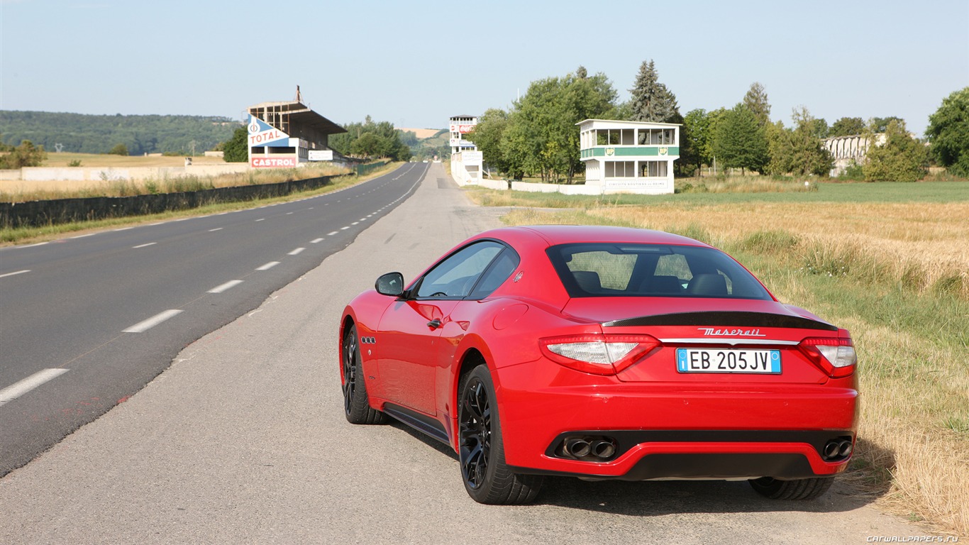 Maserati GranTurismo - 2010 HD tapetu #20 - 1366x768