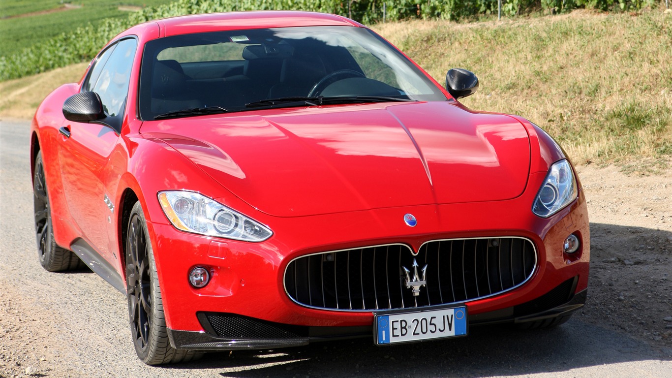Maserati GranTurismo - 2010의 HD 벽지 #24 - 1366x768