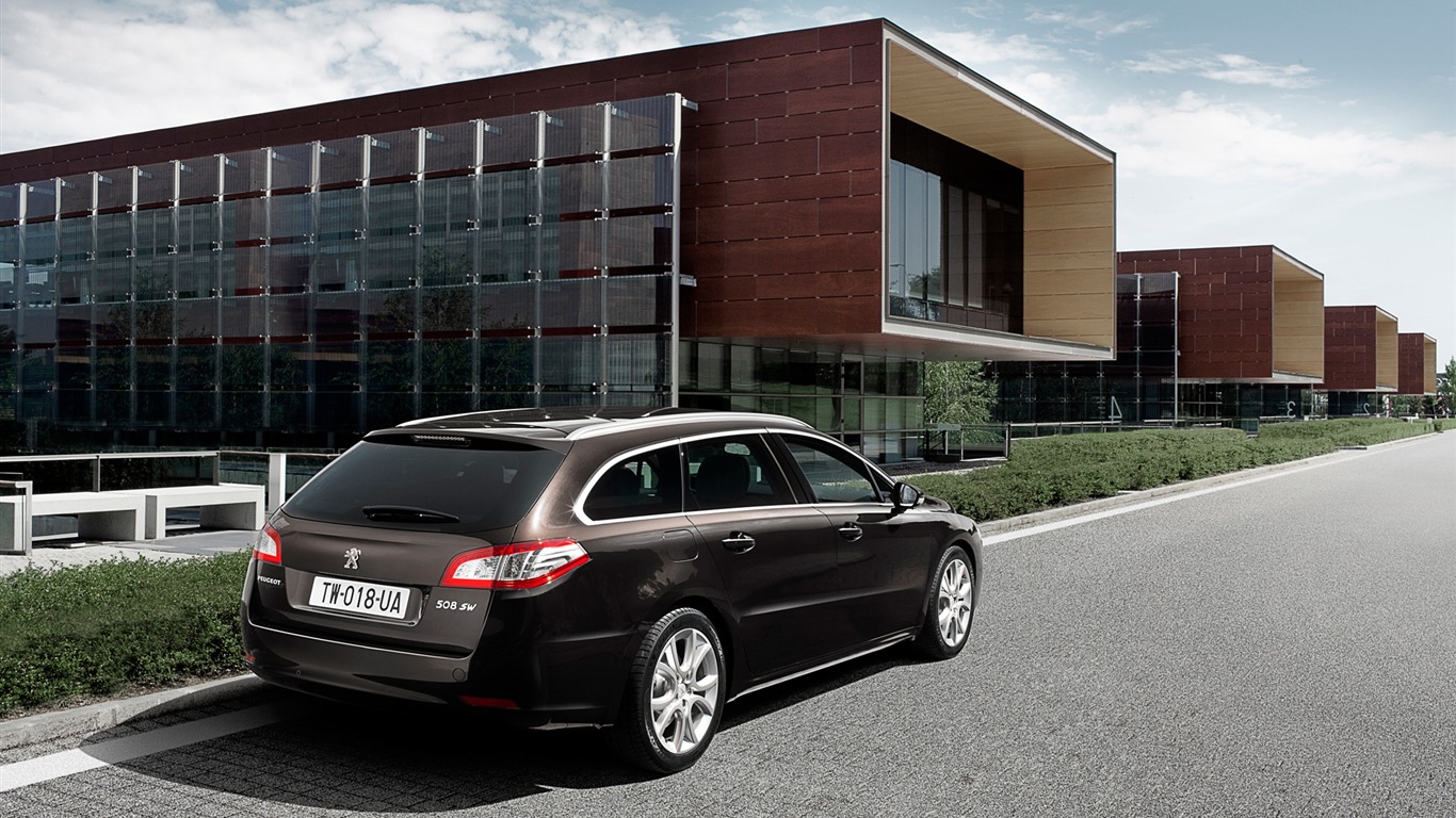 Peugeot 508 SW - 2010 标致5 - 1366x768