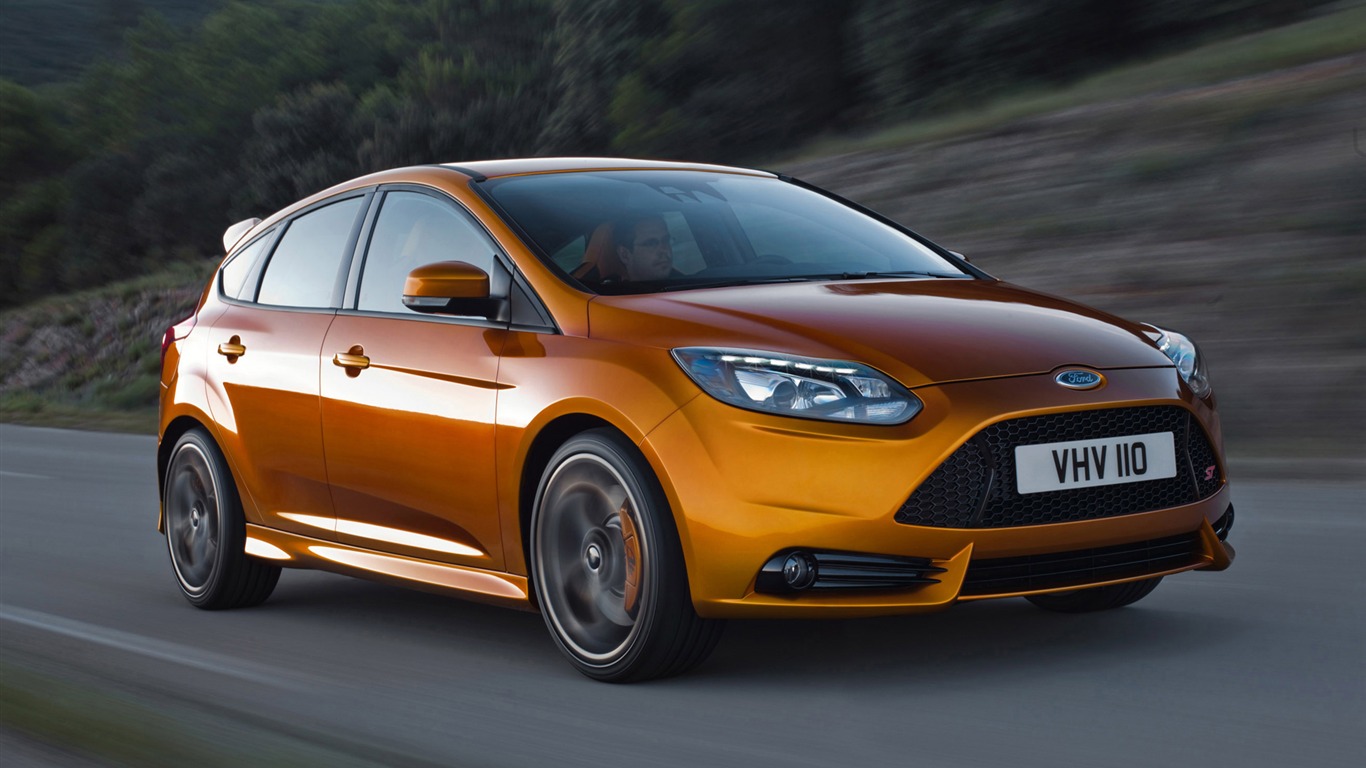 Ford Focus ST - 2011 HD wallpaper #5 - 1366x768