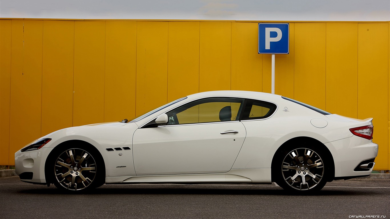 Maserati GranTurismo S - 2008 HD wallpaper #18 - 1366x768