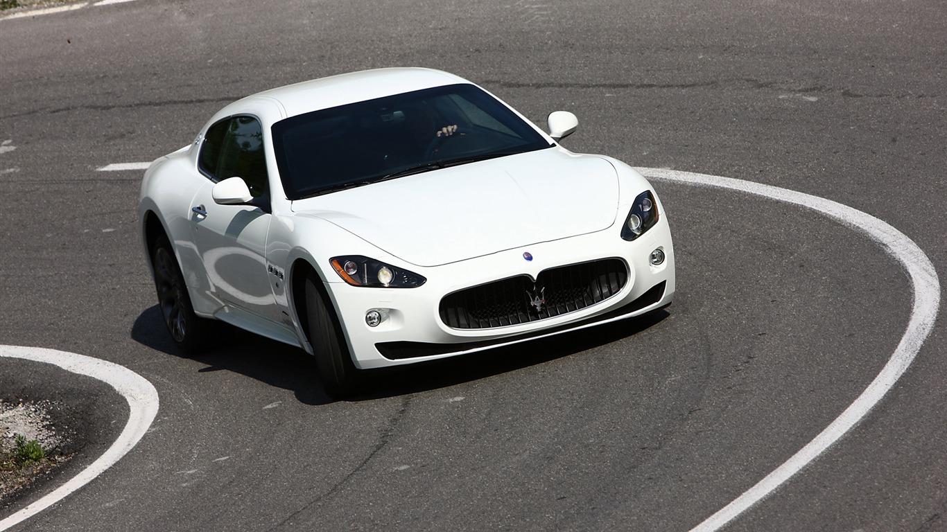 Maserati GranTurismo 당연하지 - 2008의 HD 벽지 #19 - 1366x768