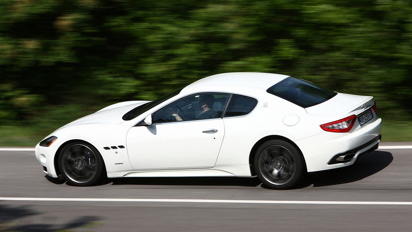 Maserati GranTurismo S - 2008 玛莎拉蒂24 - 1366x768