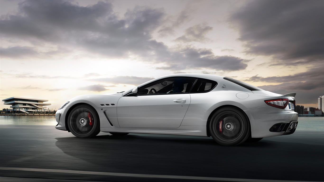 Maserati GranTurismo MC Stradale - 2010 玛莎拉蒂3 - 1366x768