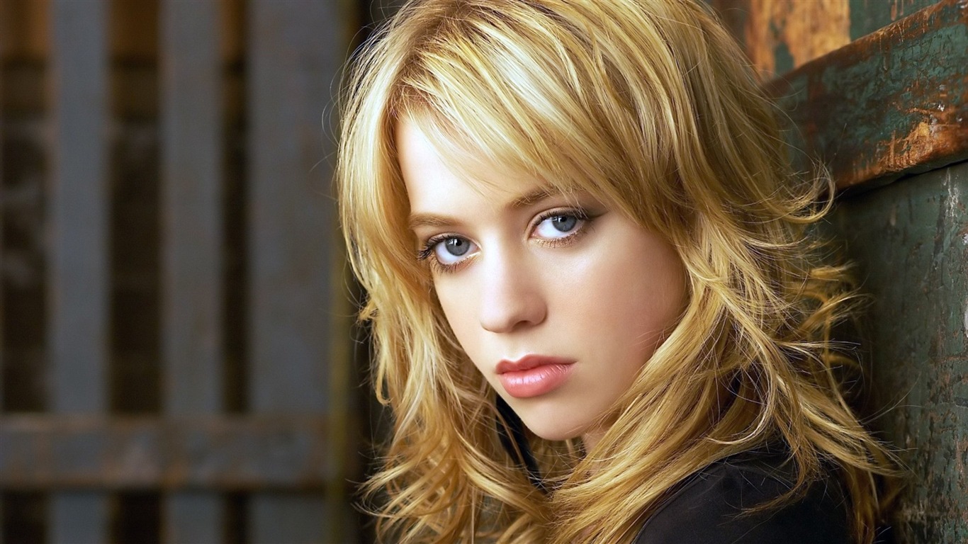 Alexz Johnson 亞莉克茲·約翰遜 美女壁紙 #22 - 1366x768