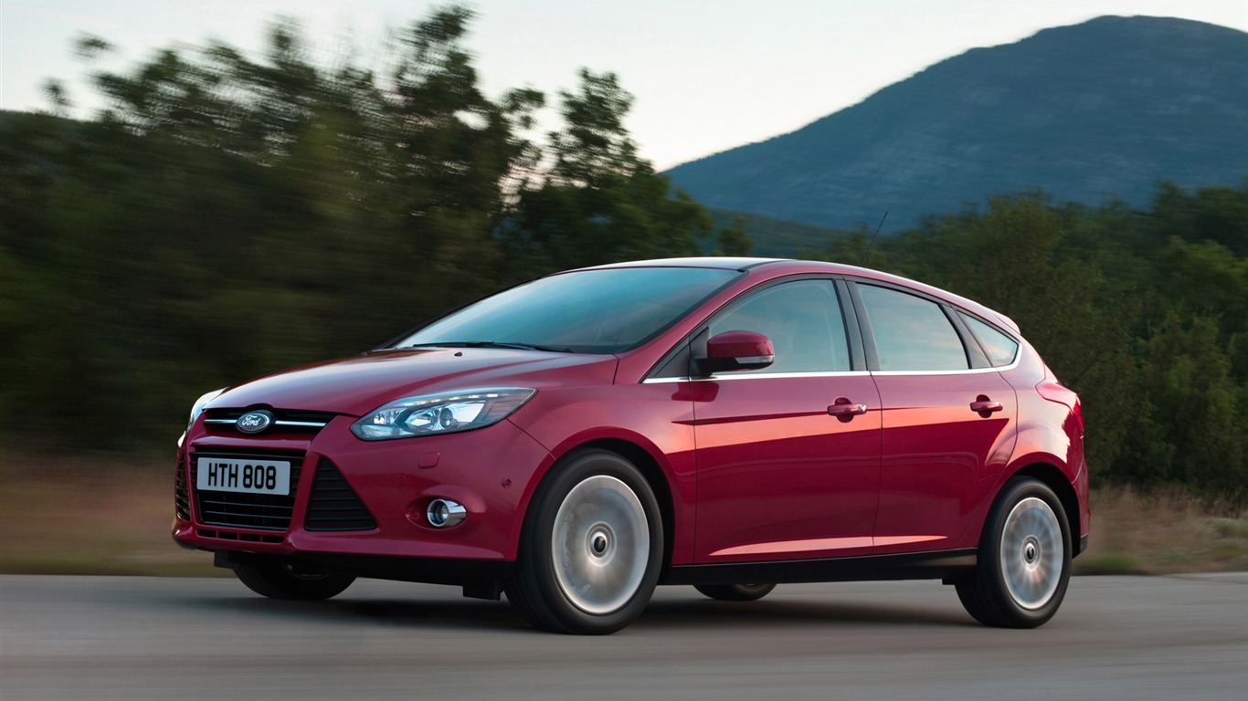 Ford Focus Hatchback 5-door - 2011 福特 #10 - 1366x768