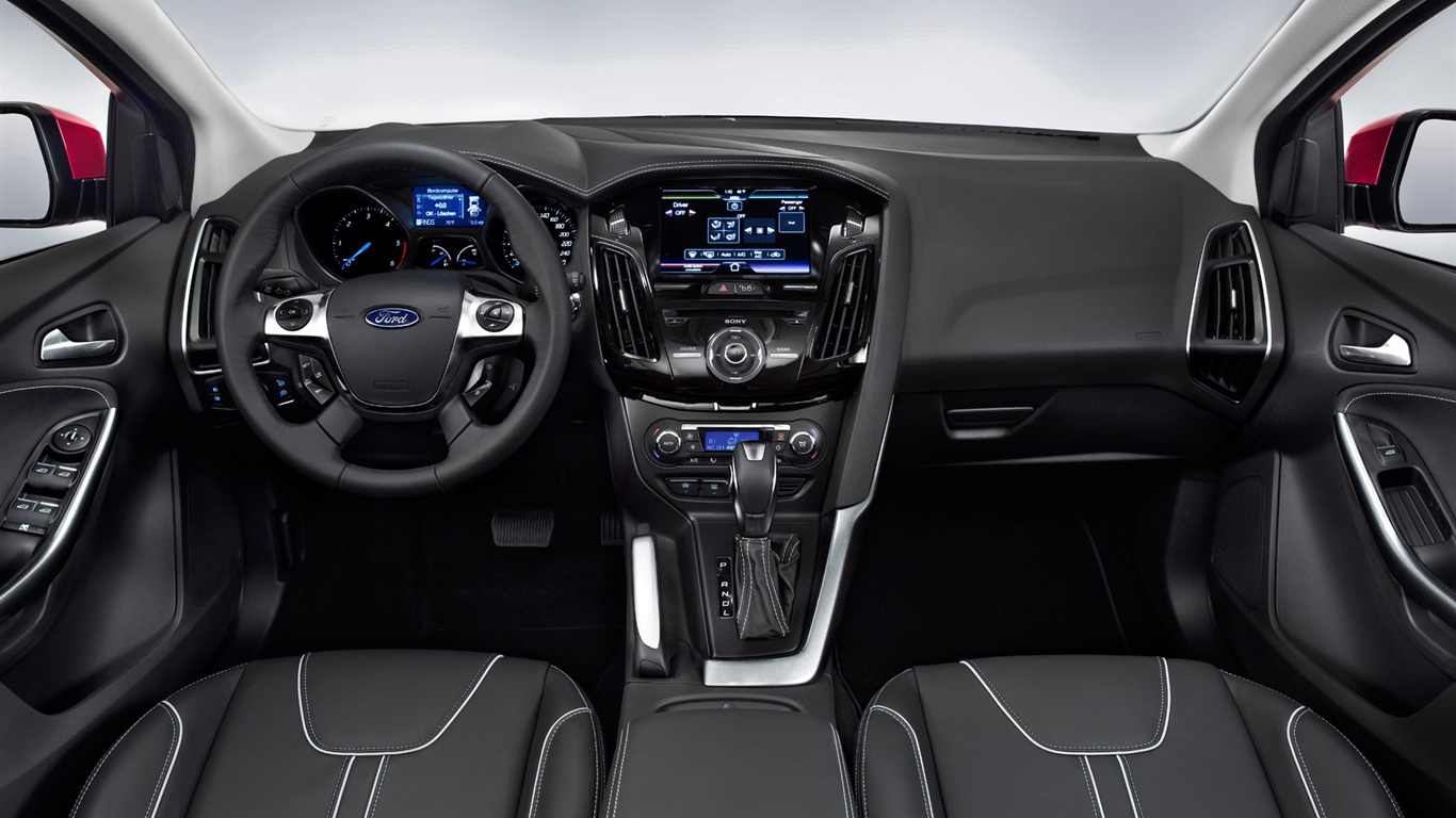 Ford Focus Hatchback 5-door - 2011 福特 #25 - 1366x768