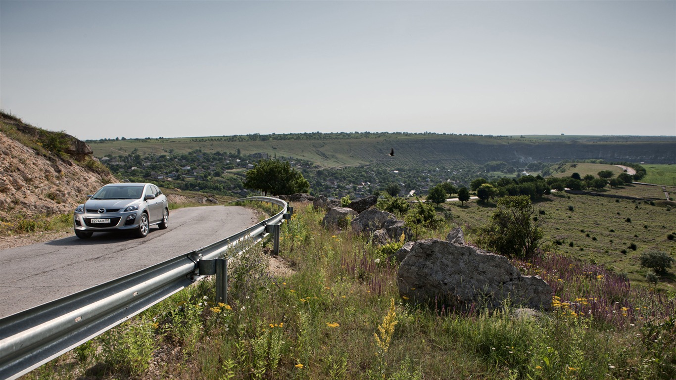 Mazda CX-7 - 2010 马自达36 - 1366x768