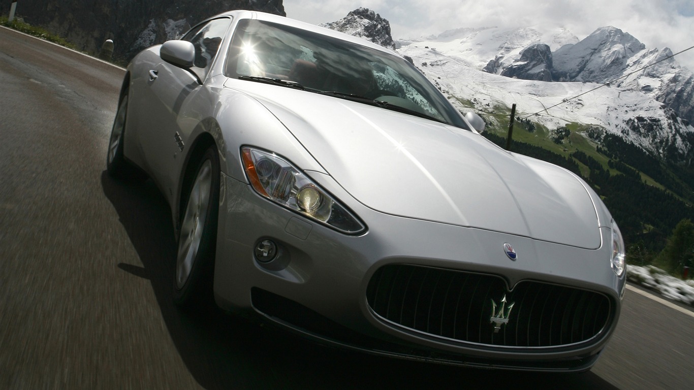 Maserati GranTurismo - 2007 HD wallpaper #10 - 1366x768