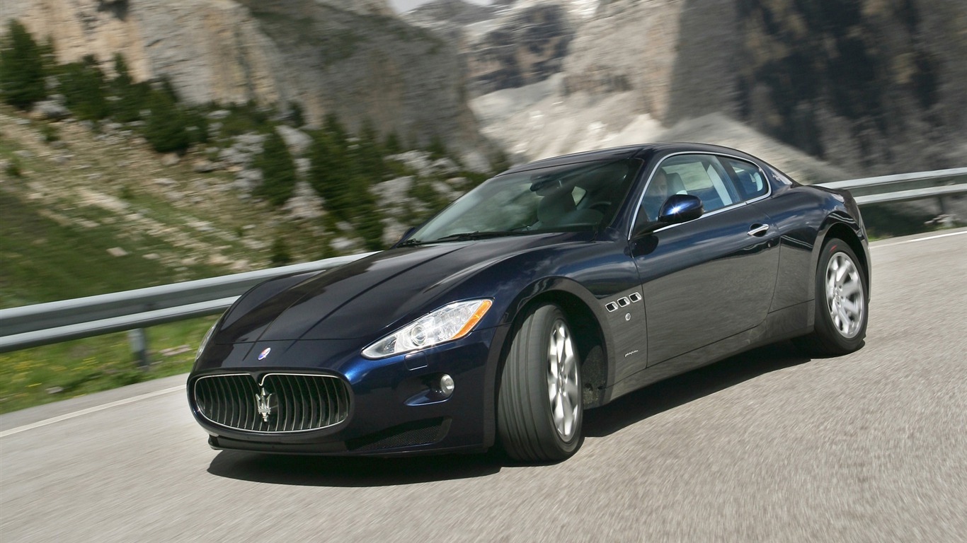 Maserati GranTurismo - 2007 HD wallpaper #23 - 1366x768