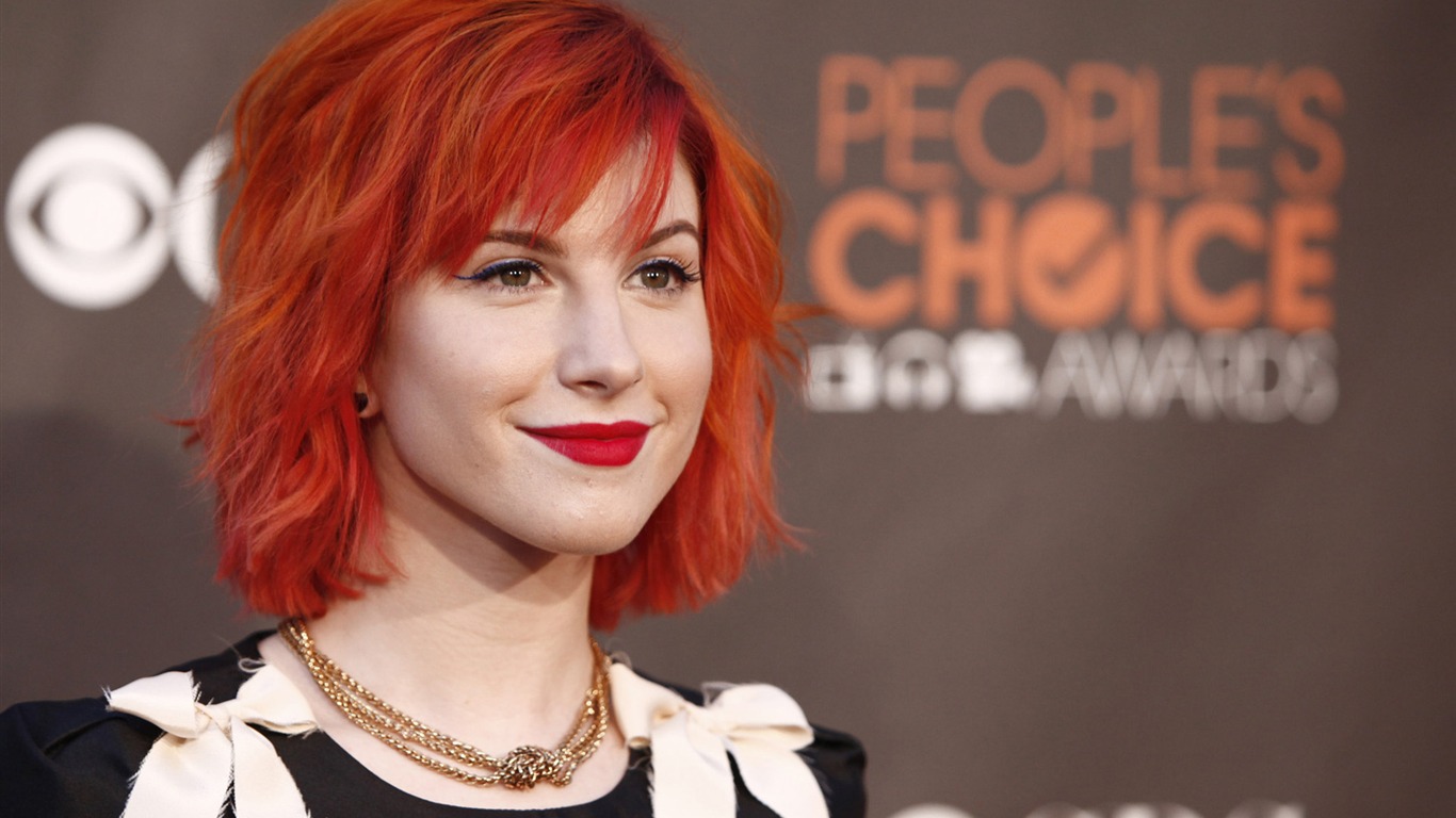 Hayley Williams krásnou tapetu #2 - 1366x768