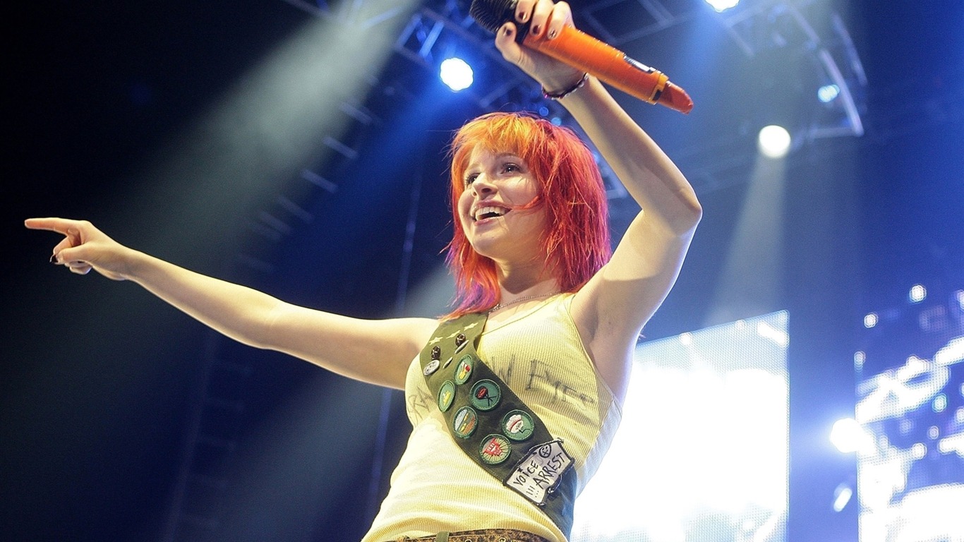 Hayley Williams krásnou tapetu #13 - 1366x768