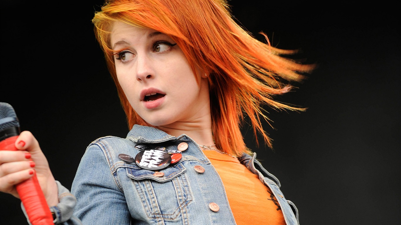 Hayley Williams 海莉·威廉姆斯 美女壁纸17 - 1366x768