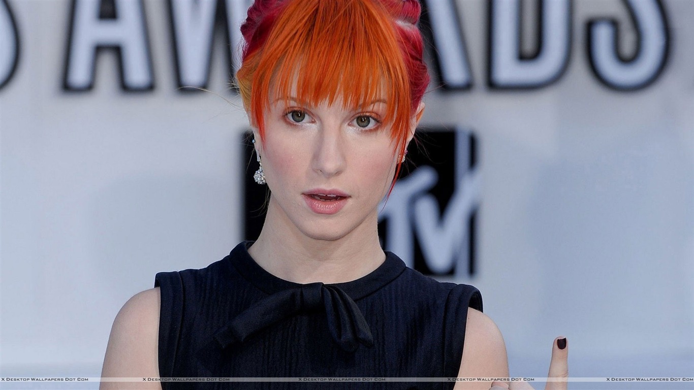 Hayley Williams magnifique fond d'écran #20 - 1366x768