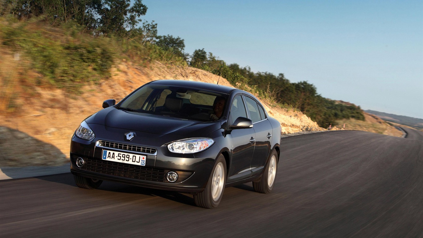 Renault Fluence - 2009 HD Tapety na plochu #8 - 1366x768