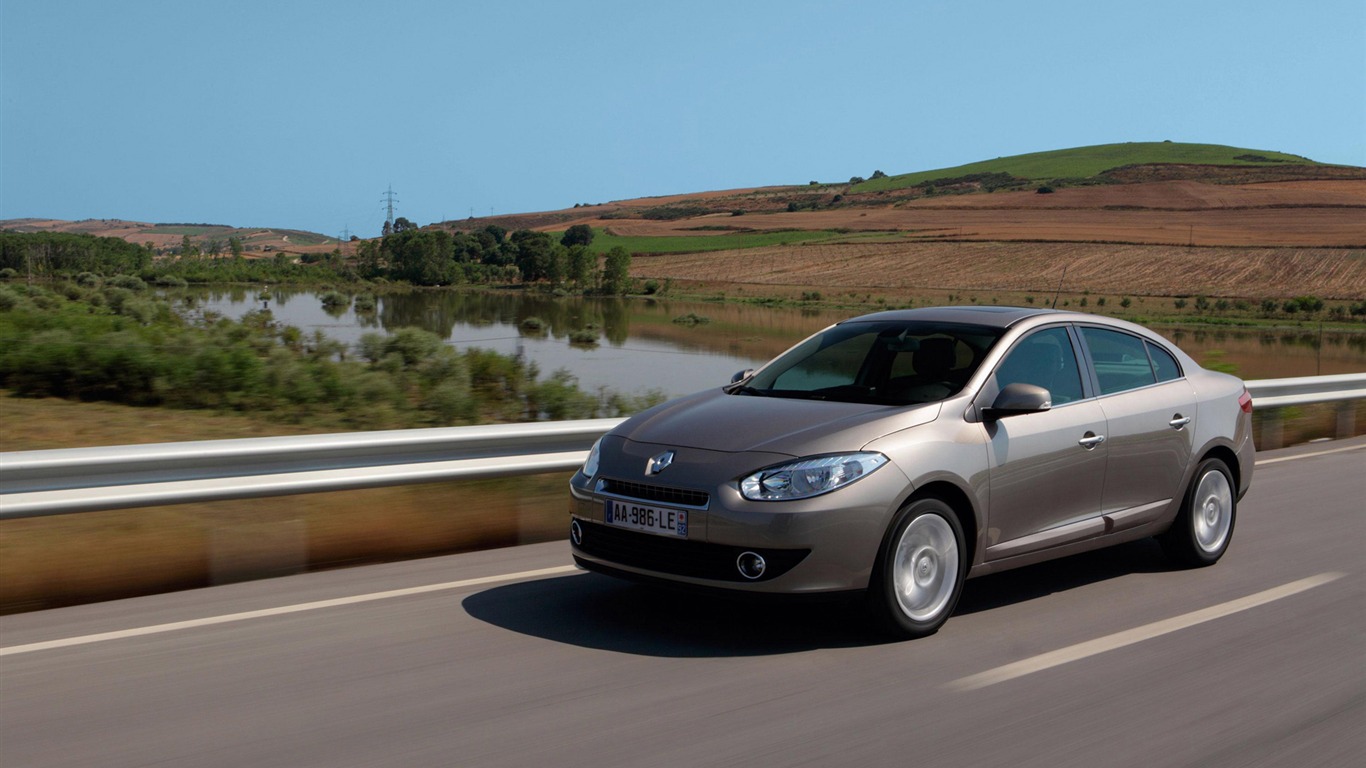 Renault Fluence - 2009 HD wallpapers #19 - 1366x768