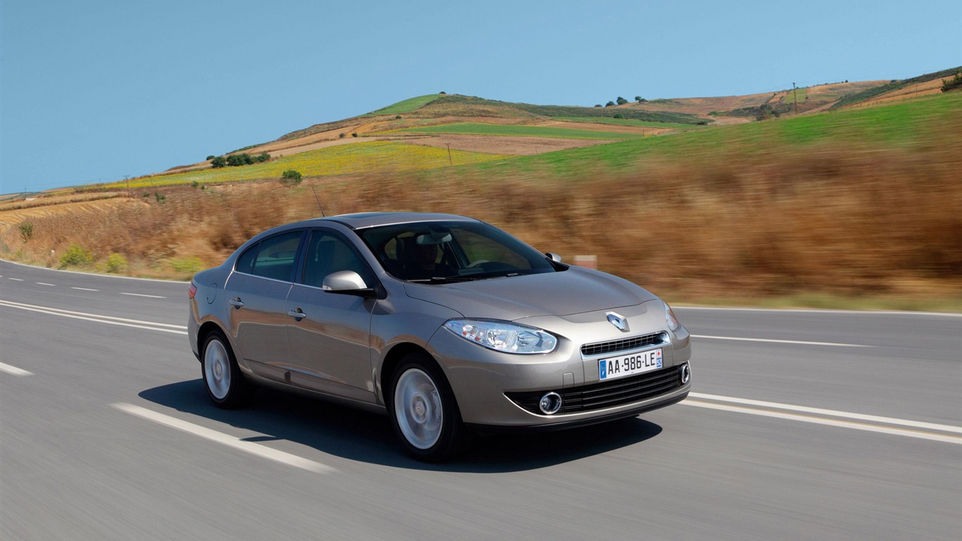 Renault Fluence - 2009 HD Tapety na plochu #21 - 1366x768