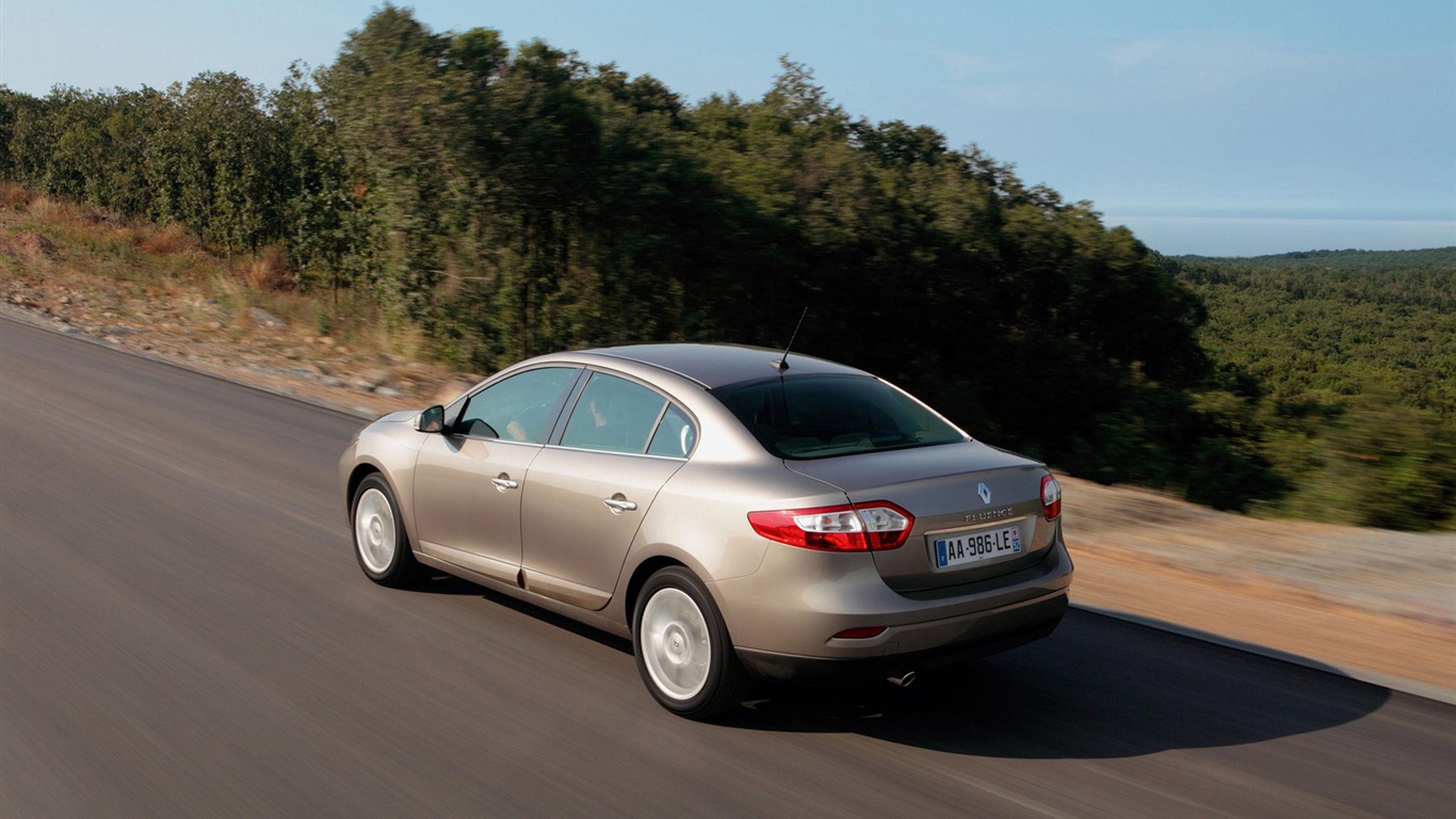 Renault Fluence - 2009 雷诺25 - 1366x768