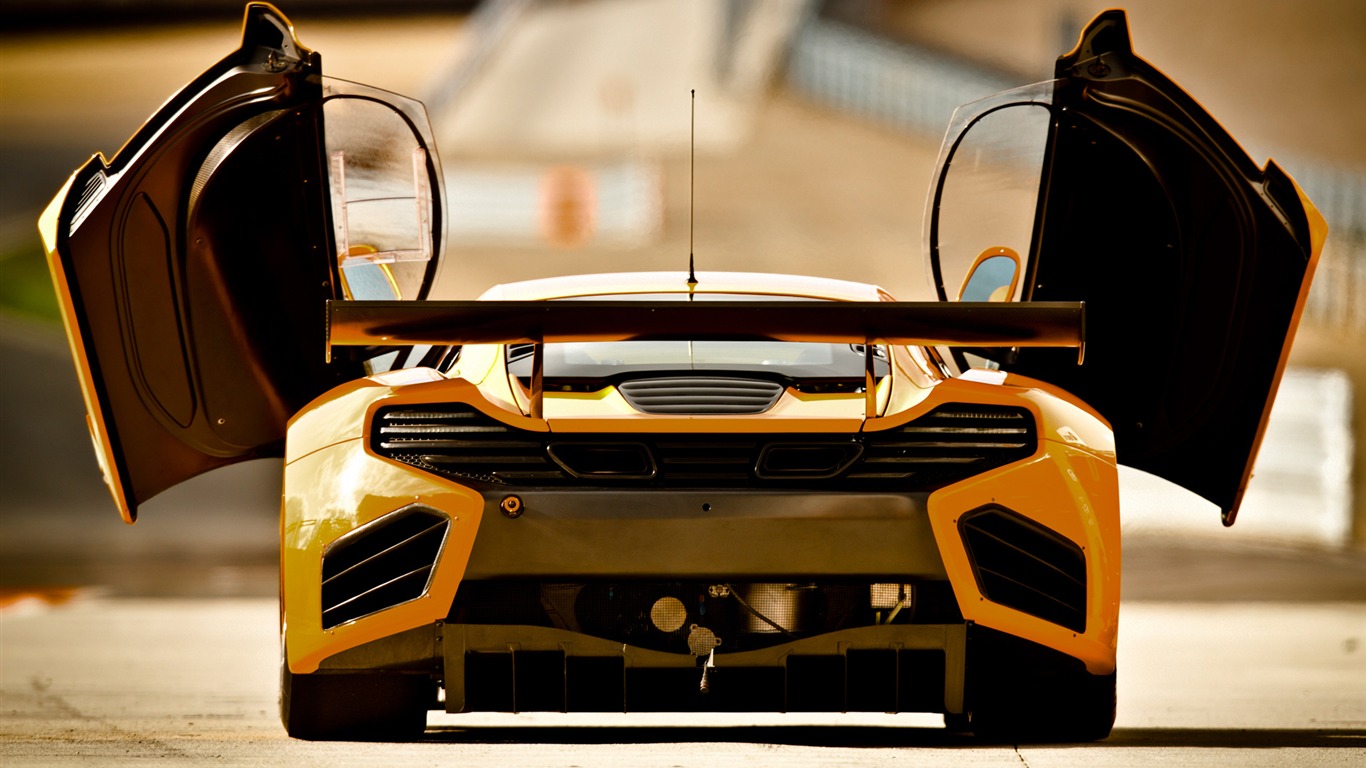 McLaren MP4-12C GT3 - 2011 fondos de pantalla HD #6 - 1366x768