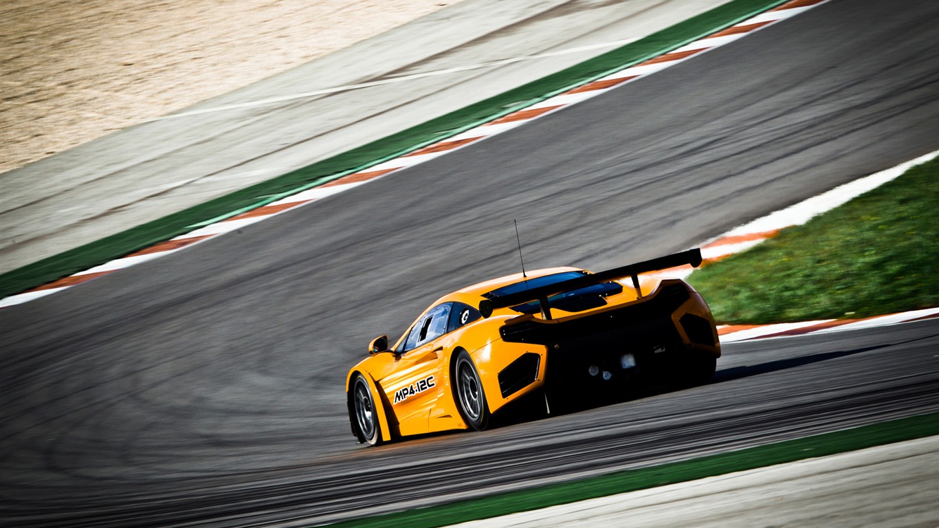 맥라렌 MP4 - 12C GT3 - 2011의 HD 배경 화면 #12 - 1366x768