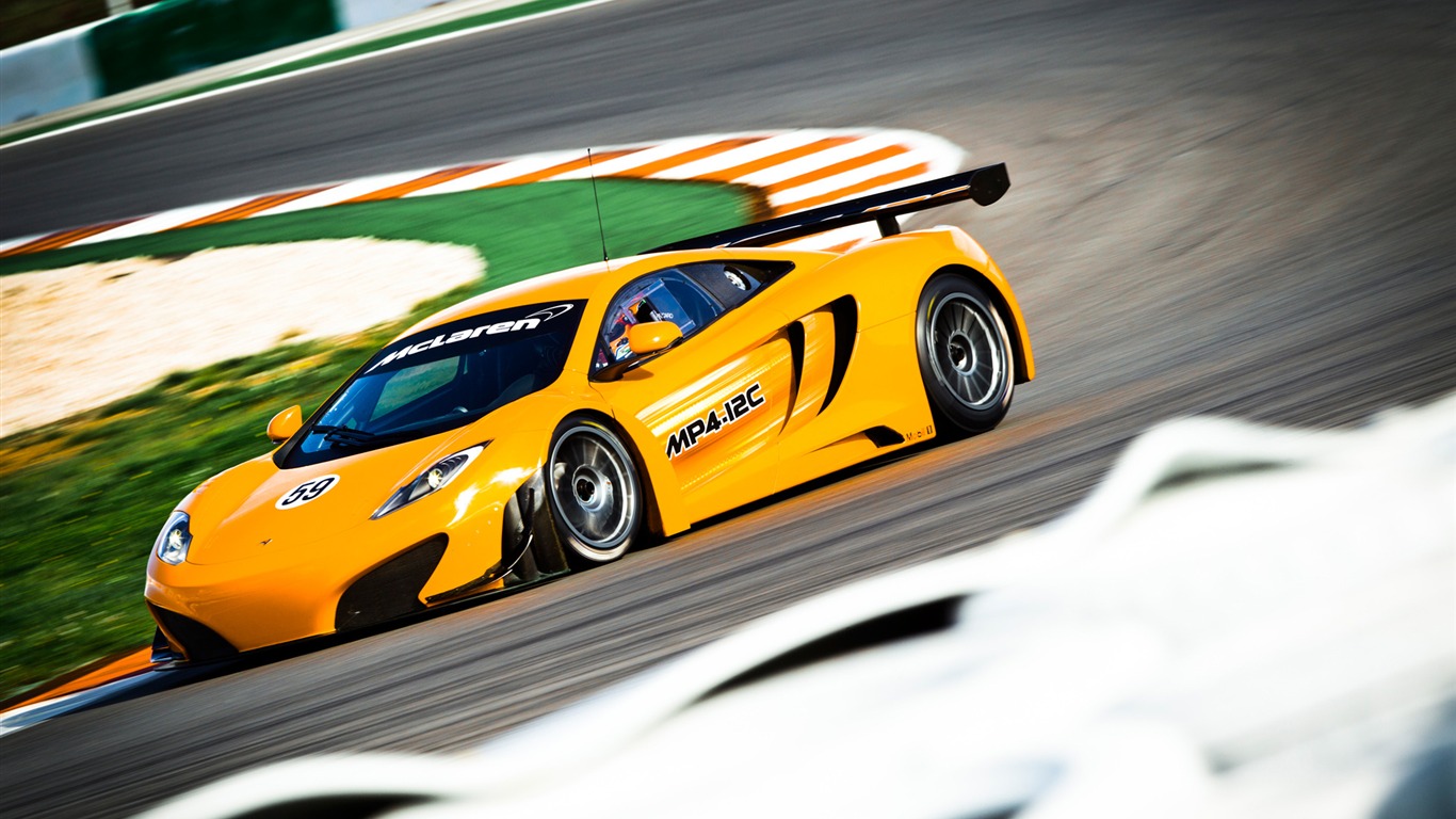 맥라렌 MP4 - 12C GT3 - 2011의 HD 배경 화면 #13 - 1366x768