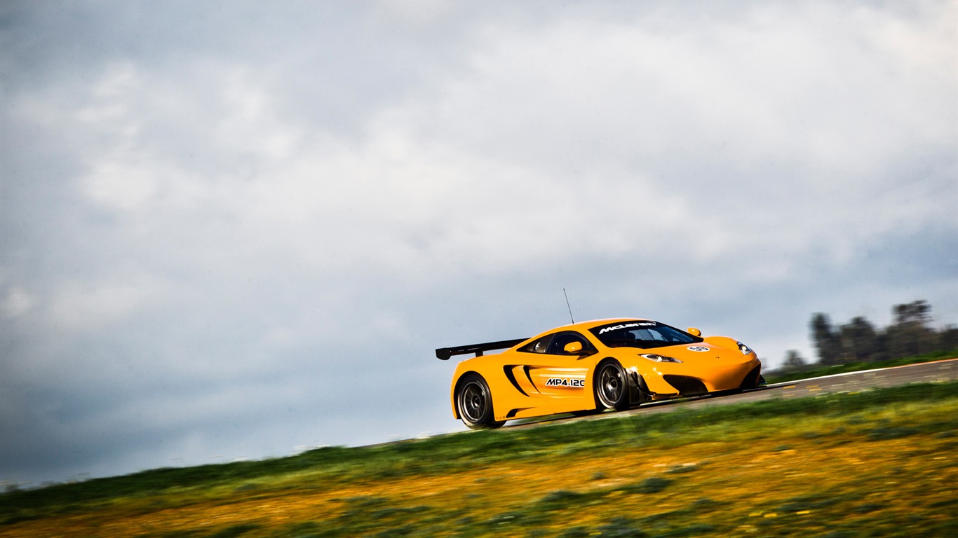 맥라렌 MP4 - 12C GT3 - 2011의 HD 배경 화면 #16 - 1366x768