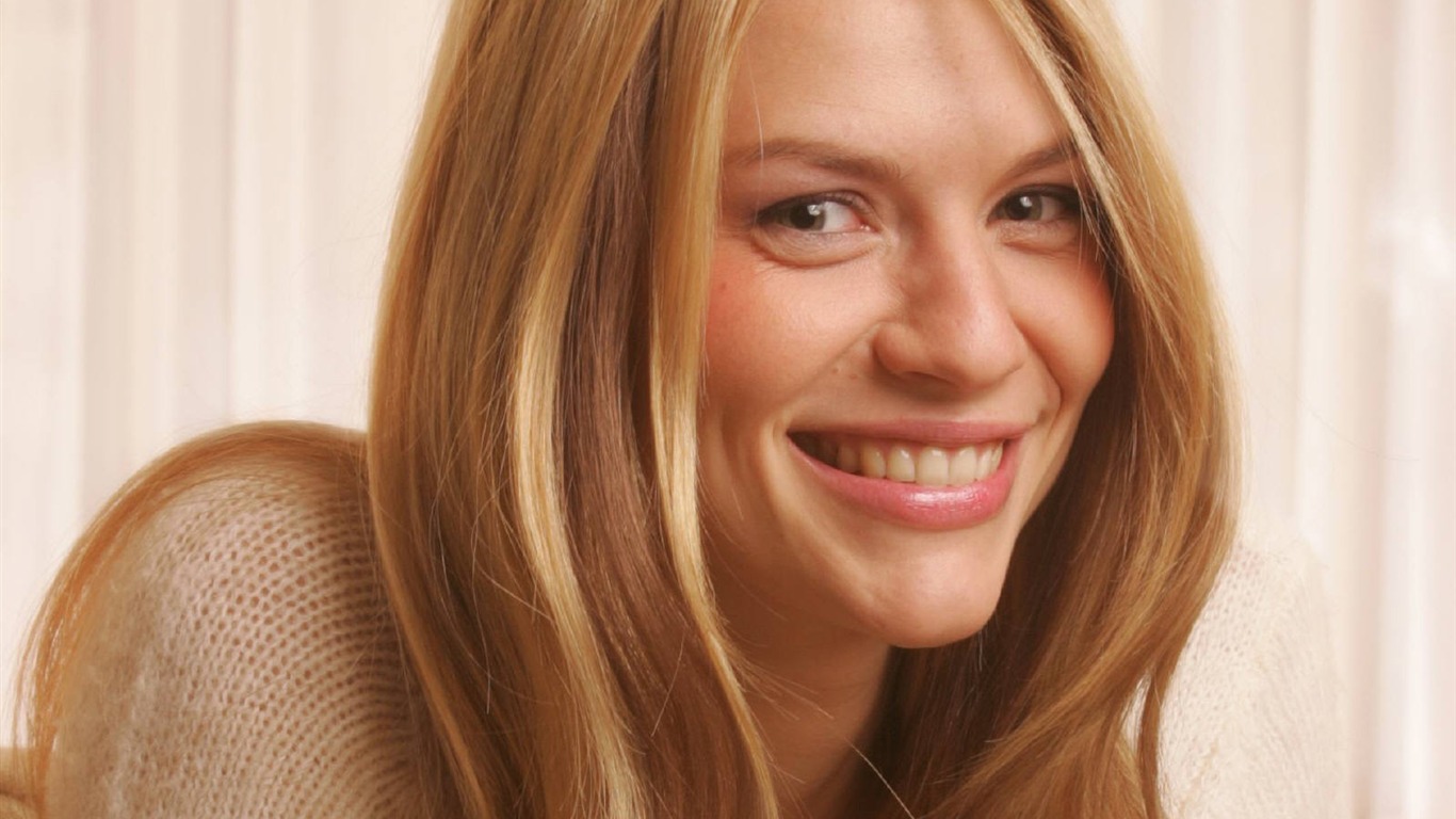 Claire Danes hermoso fondo de pantalla #4 - 1366x768