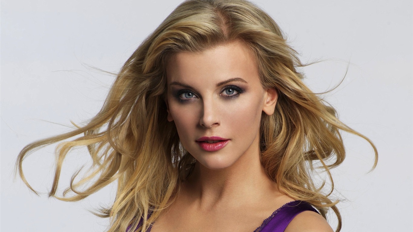 Eva Habermann krásnou tapetu #8 - 1366x768