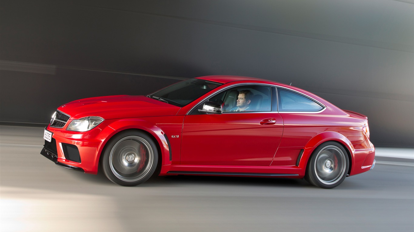 Mercedes-Benz C63 AMG Coupe Black Series - 2011 奔馳 #3 - 1366x768