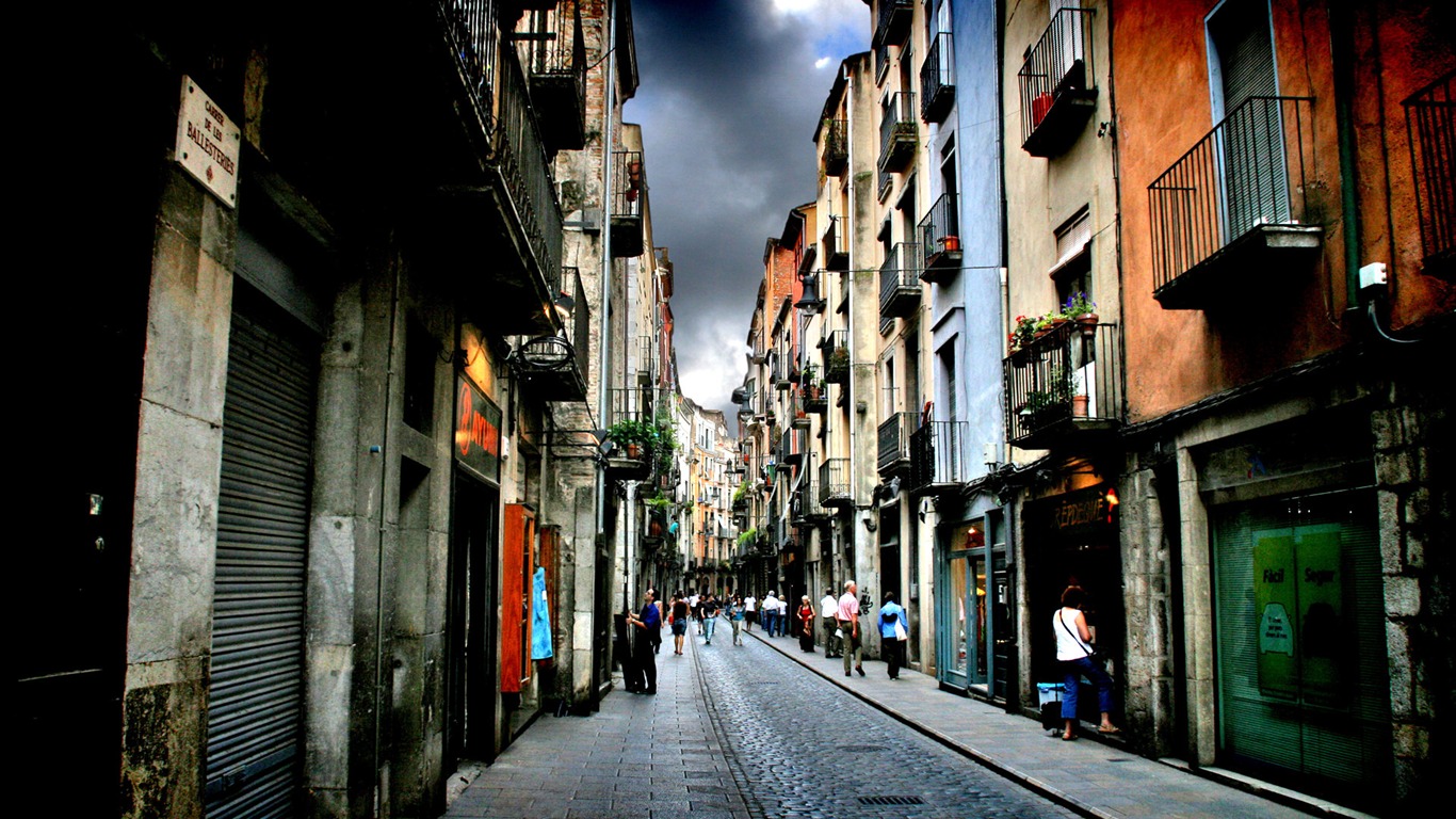 Spanien Girona HDR-Stil Hintergrundbilder #3 - 1366x768
