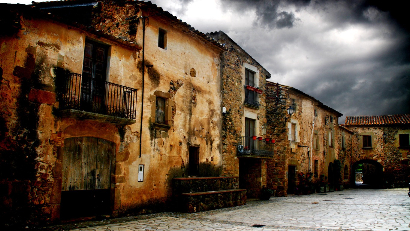 Spanien Girona HDR-Stil Hintergrundbilder #11 - 1366x768