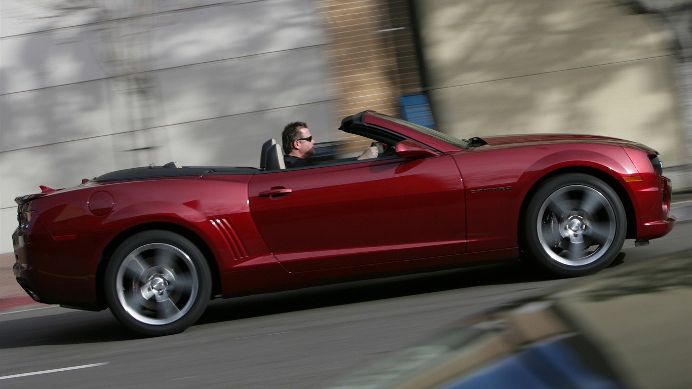 Chevrolet Camaro Convertible - 2010 fondos de pantalla HD #23 - 1366x768