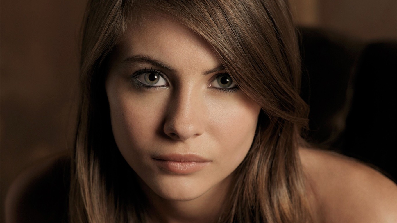 Willa Holland 薇拉·贺兰德 美女壁纸9 - 1366x768