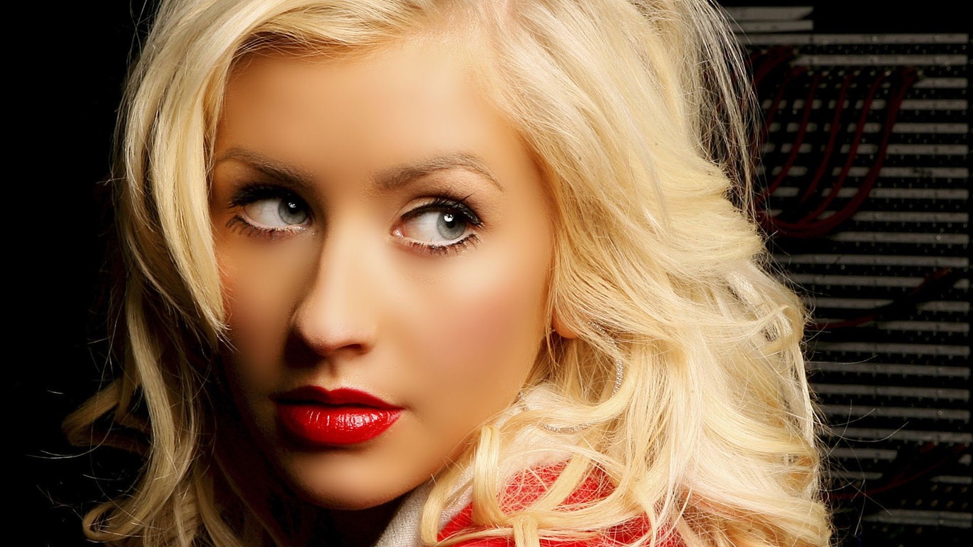 Christina Aguilera 克里斯蒂娜·阿奎莱拉 美女壁纸8 - 1366x768